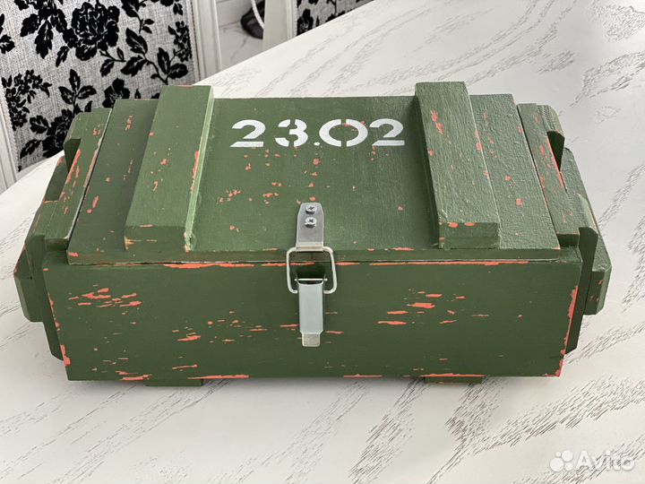 Сувенирный ящик