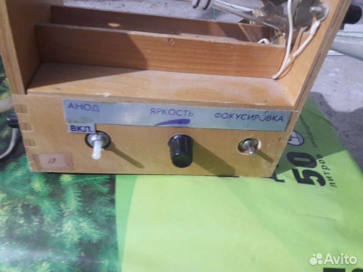 Трубка электронно лучевая лабораторная