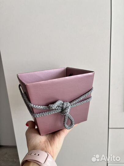 Коробочка подарочная для цветов