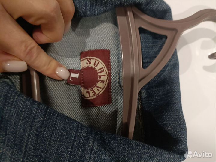 Джинсовая куртка