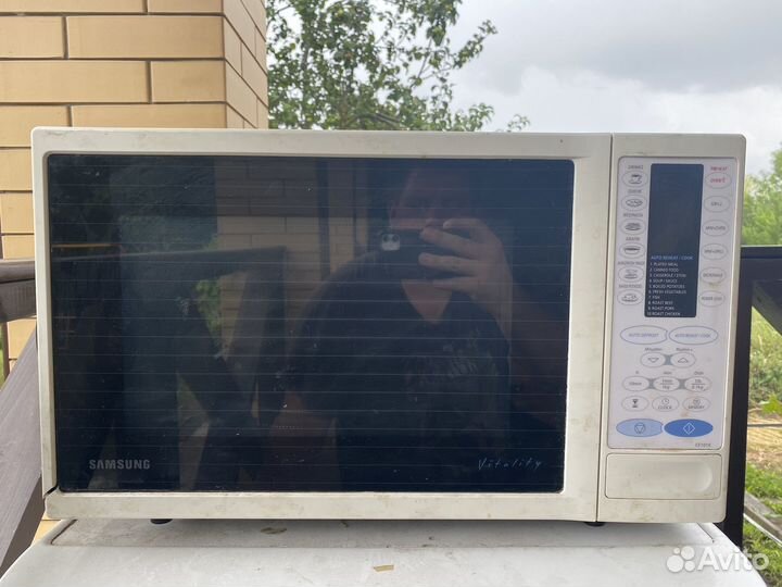 Микроволновая печь Samsung Vitality CE101K