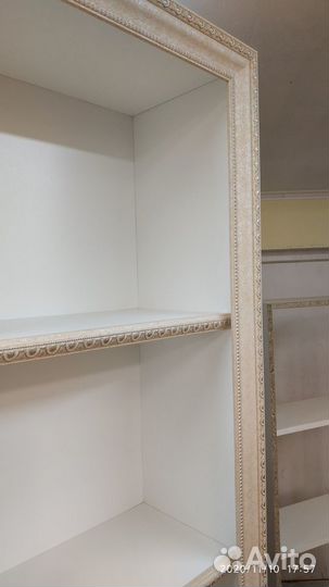 Полка книжная. Стеллаж.Витрина.шкаф