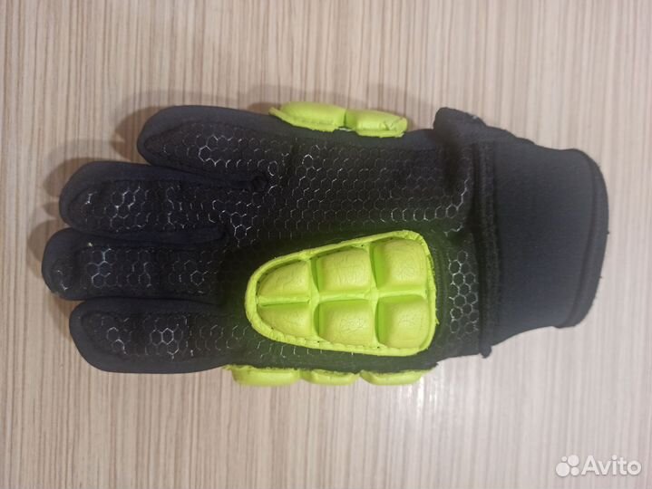 Защита для хоккея на траве 6-7 лет