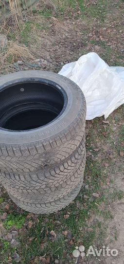 Continental ContiIceContact 205/60 R16