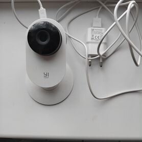 WI-Fi камера Xiaomi Yi Home 1080p