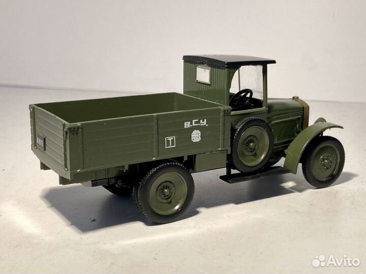 Масштабыне модели амо-Ф-15 1:43 DeA