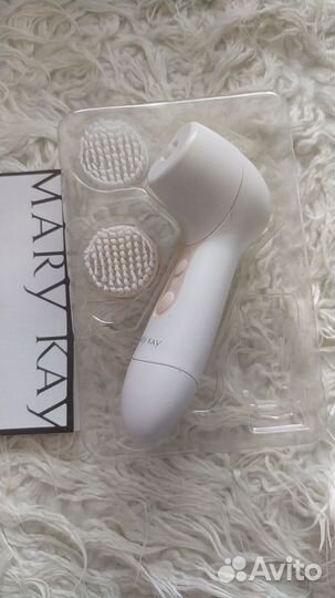 Щетка для чистки лица mary kay