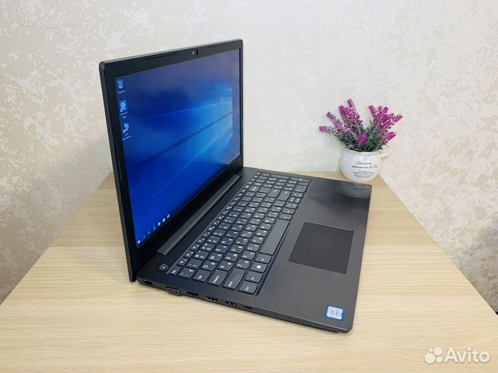 Мощный, свежий ноутбук (2.7 ггц/8 гб/ 1000 гб)