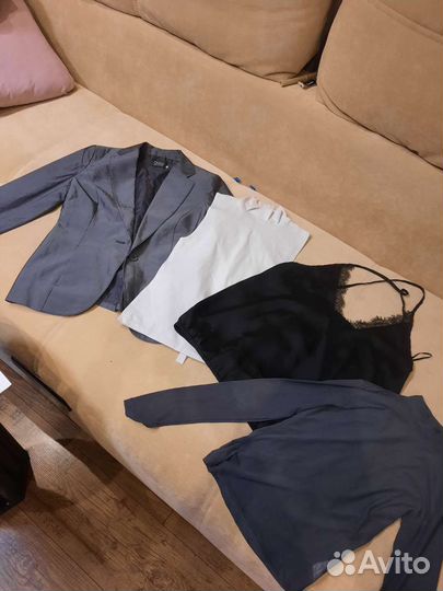 Отдам бесплатно женские вещи