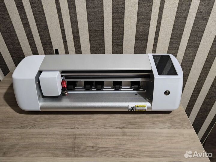 Плоттер для гидрогелевых плёнок 17дюймов