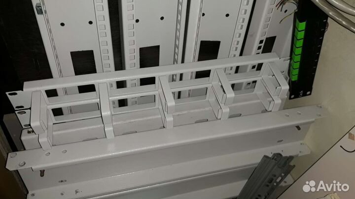 Телекоммуникационный шкаф