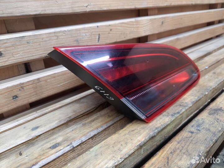 Фонарь крышки багажника левый Opel Astra J GTC