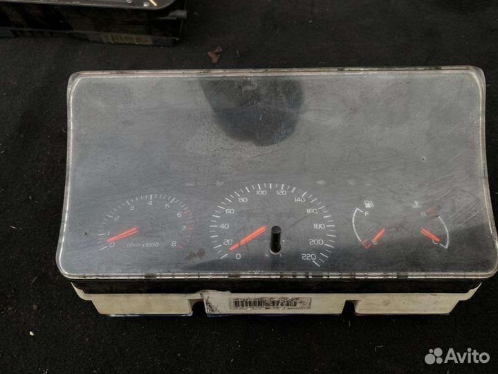 Приборка volvo 440 460