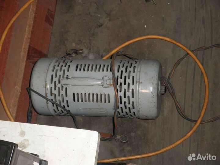 Зарядное устройство