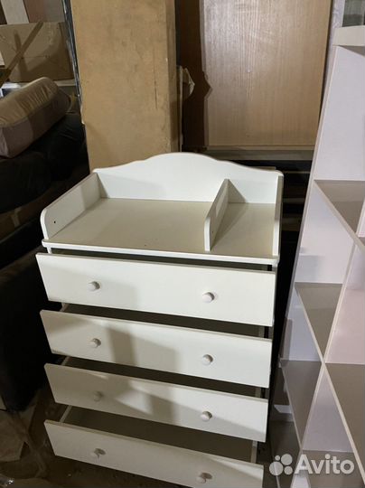 Пеленальный комод белый