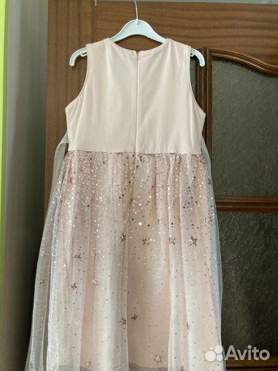 Нарядное платье