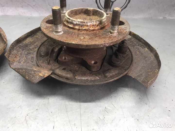 Ступица задняя Kia Magentis 2002 г.в