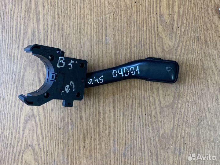 Переключатель стеклоочистителей Passat B5 Audi A6