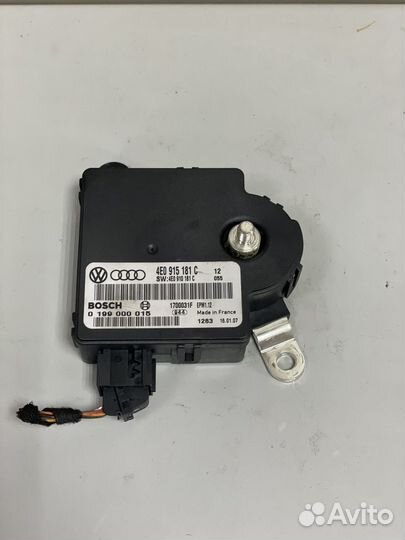 Блок управления аккумулятором Ауди А8 4Е Д3