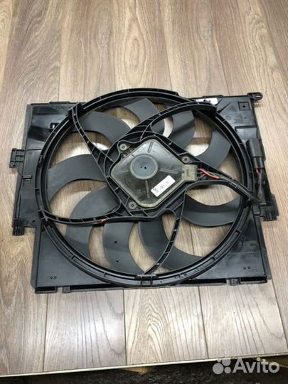 Диффузор вентилятор радиатора охлаждения Bmw 3