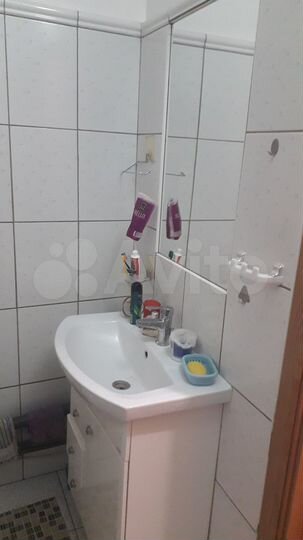 2-к. квартира, 49 м², 1/10 эт.