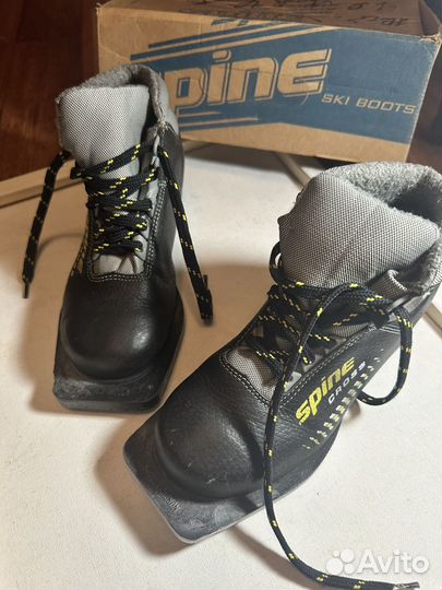 Лыжные ботинки 35 размер