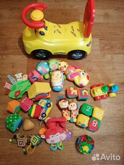 Машинка-каталка, игрушки