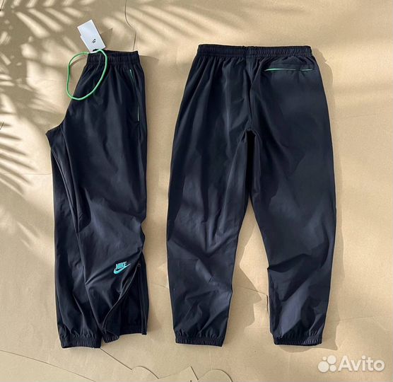 Спортивные штаны Nike нейлон