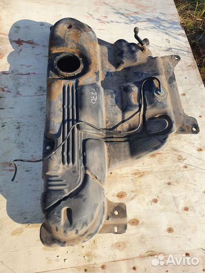 Топливный бак бензобак Renault Megane 2 1,4