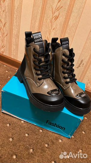 Ботинки женские