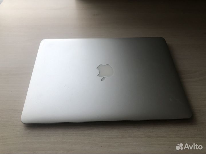 Продам MacBook Air