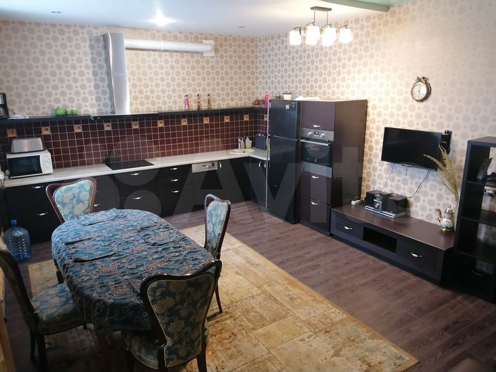 4-к. квартира, 174,4 м², 1/6 эт.