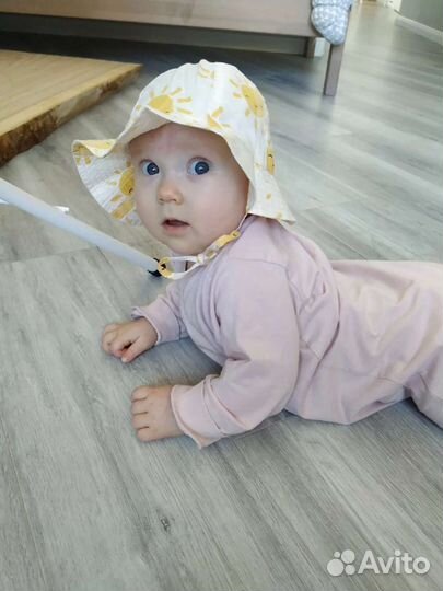 Платье и панама 80