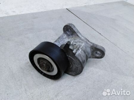 Натяжитель ремня 1345A008