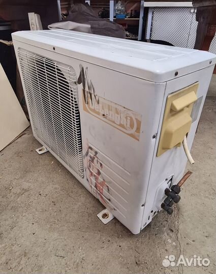 Кондиционер Delonghi Сплит система