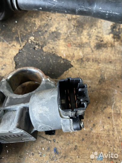 Замок зажигания Toyota Avensis T250