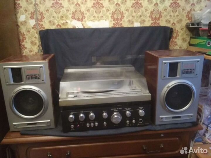 Проигрыватель винила СССР