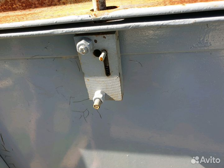 Дверь металлическая