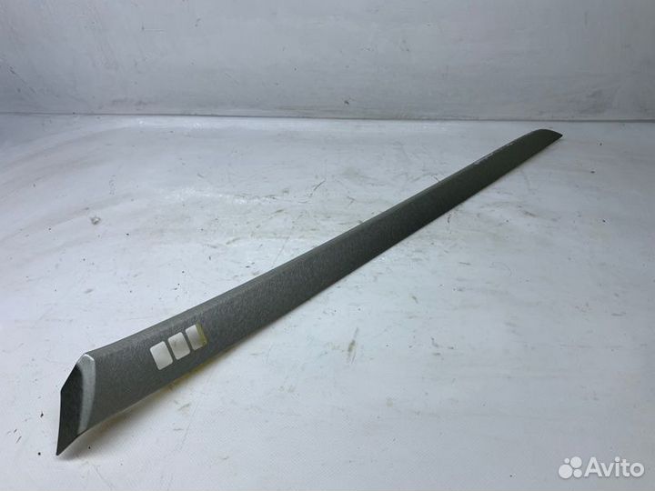 Накладка декоративная передняя левая Infiniti G35