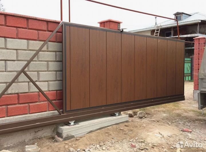 Откатные алюминиевые ворота с заполнен Prestige