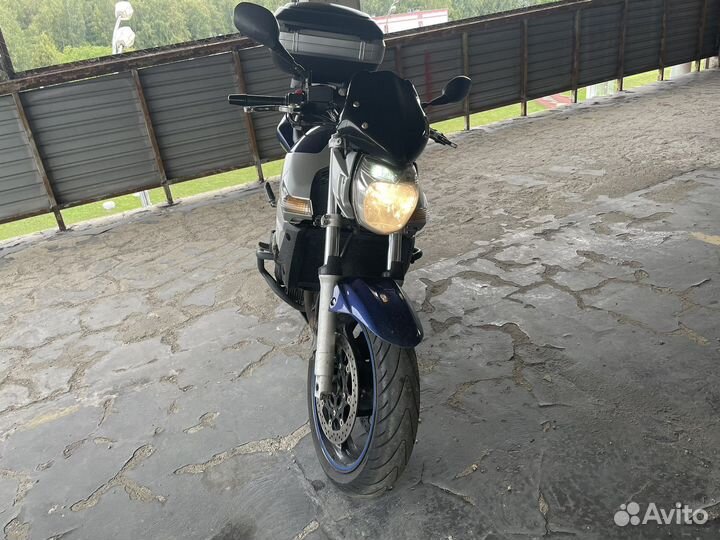 Suzuki gsr600