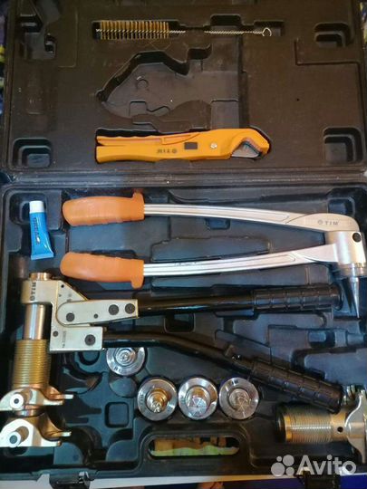 Монтажный механический инструмент Rehau