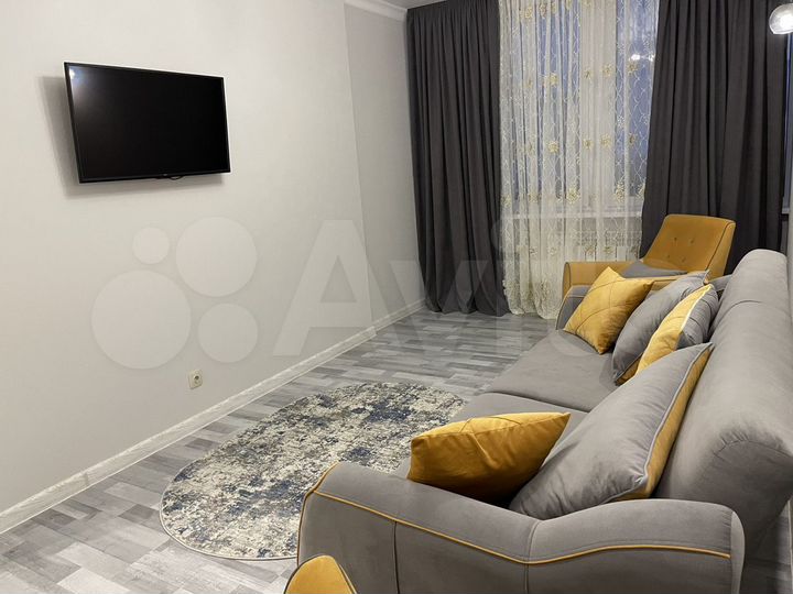 2-к. квартира, 60 м², 8/10 эт.