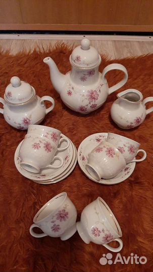 Красивый кофейный сервиз