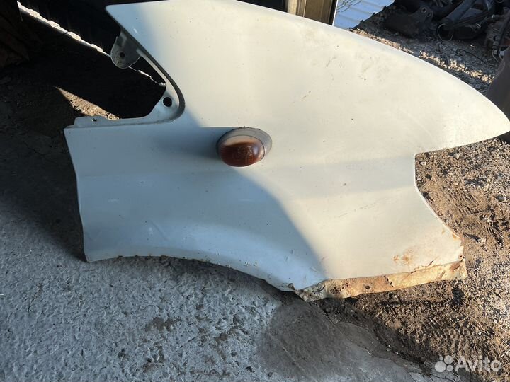 Крыло Ford Transit