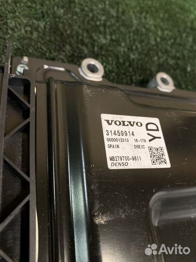 Блок управления двигателем Volvo XC90 V90 S90 2.0D
