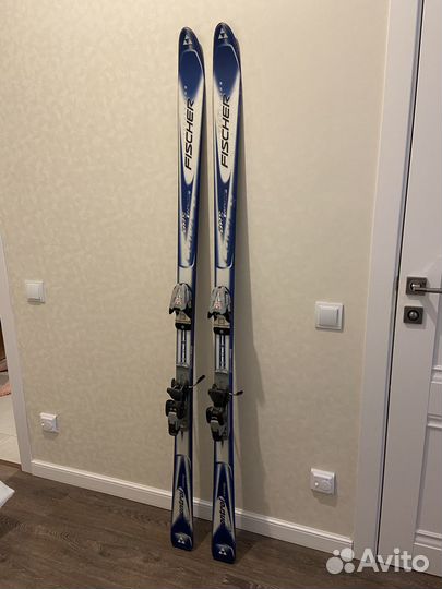 Горные лыжи Fischer