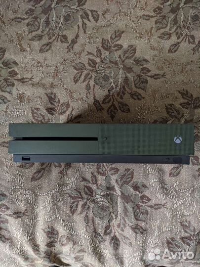 Xbox One S 1Tb Battlefield 1.специальной серии