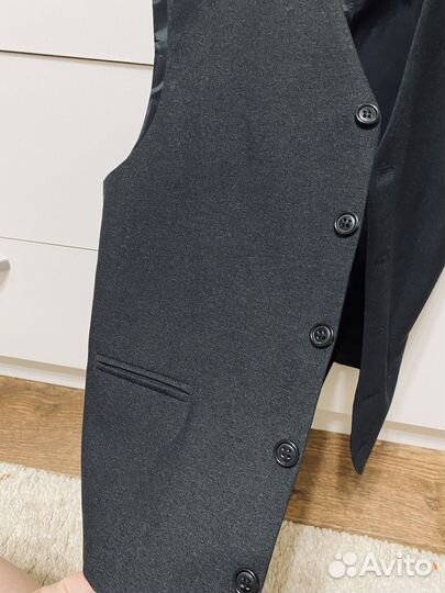 Жилетка для мальчика 134 140