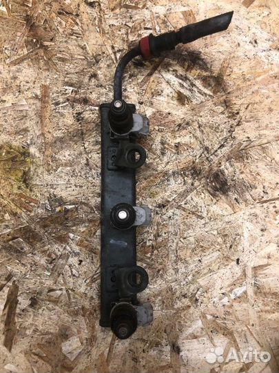 Топливная рампа Mitsubishi Colt 3A91 2006